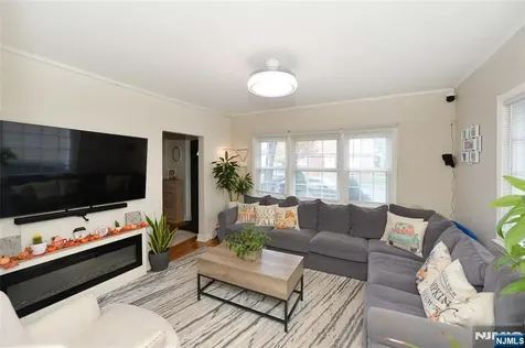 110 3rd Avenue Hawthorne NJ 07506