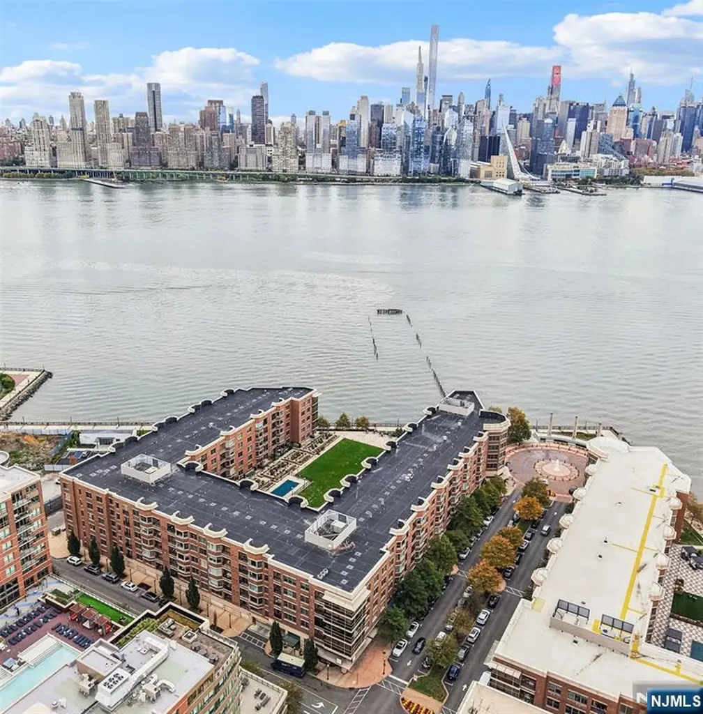20 Avenue At Port Imperial West New York NJ 07093