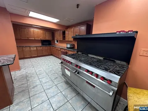 425 Jefferson Street Orange NJ 07050