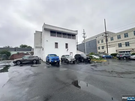 425 Jefferson Street Orange NJ 07050