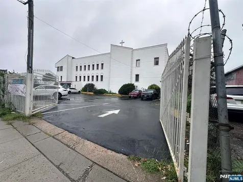 425 Jefferson Street Orange NJ 07050