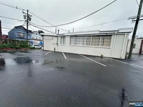 425 Jefferson Street Orange NJ 07050