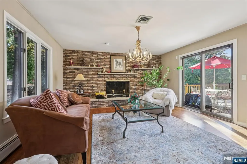 76 Church Street Alpine NJ 07620