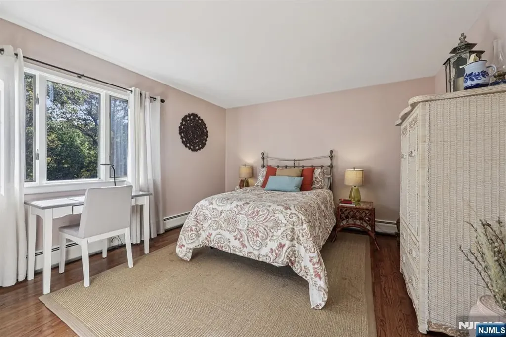 76 Church Street Alpine NJ 07620