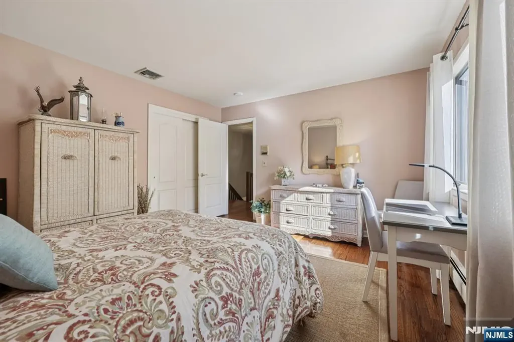 76 Church Street Alpine NJ 07620