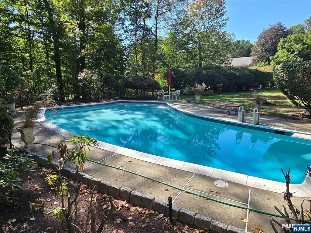 76 Church Street Alpine NJ 07620