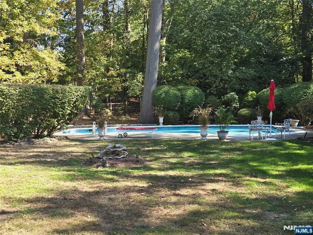 76 Church Street Alpine NJ 07620