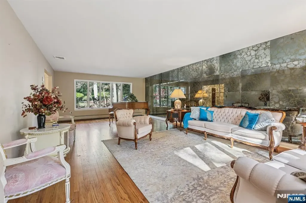 76 Church Street Alpine NJ 07620