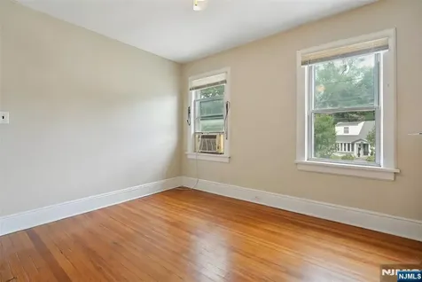 800 Grand Avenue Leonia NJ 07605