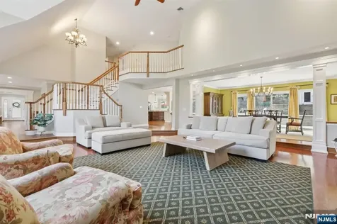3 Stephens Lake Road Wanaque NJ 07465