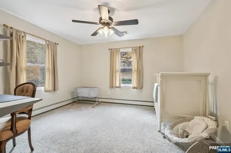3 Stephens Lake Road Wanaque NJ 07465