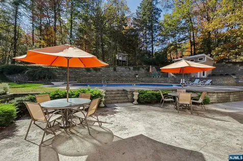 3 Stephens Lake Road Wanaque NJ 07465