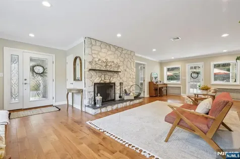 3 Stephens Lake Road Wanaque NJ 07465