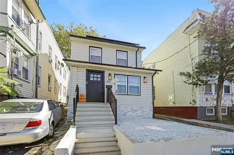 170 Clinton Place Newark NJ 07112