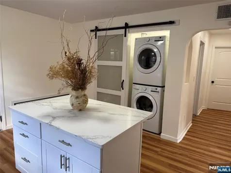 28 Norwood Clifton NJ 07011