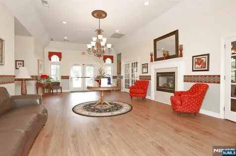 28 Woods Edge Road Old Tappan NJ 07675