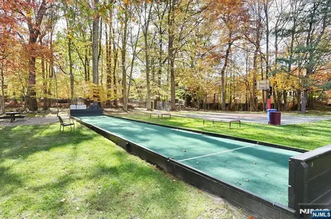 28 Woods Edge Road Old Tappan NJ 07675
