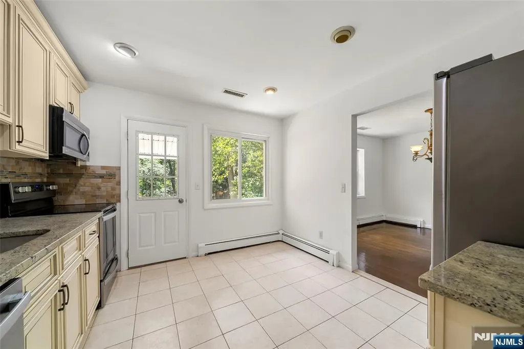 356 Allendale Avenue Allendale NJ 07401