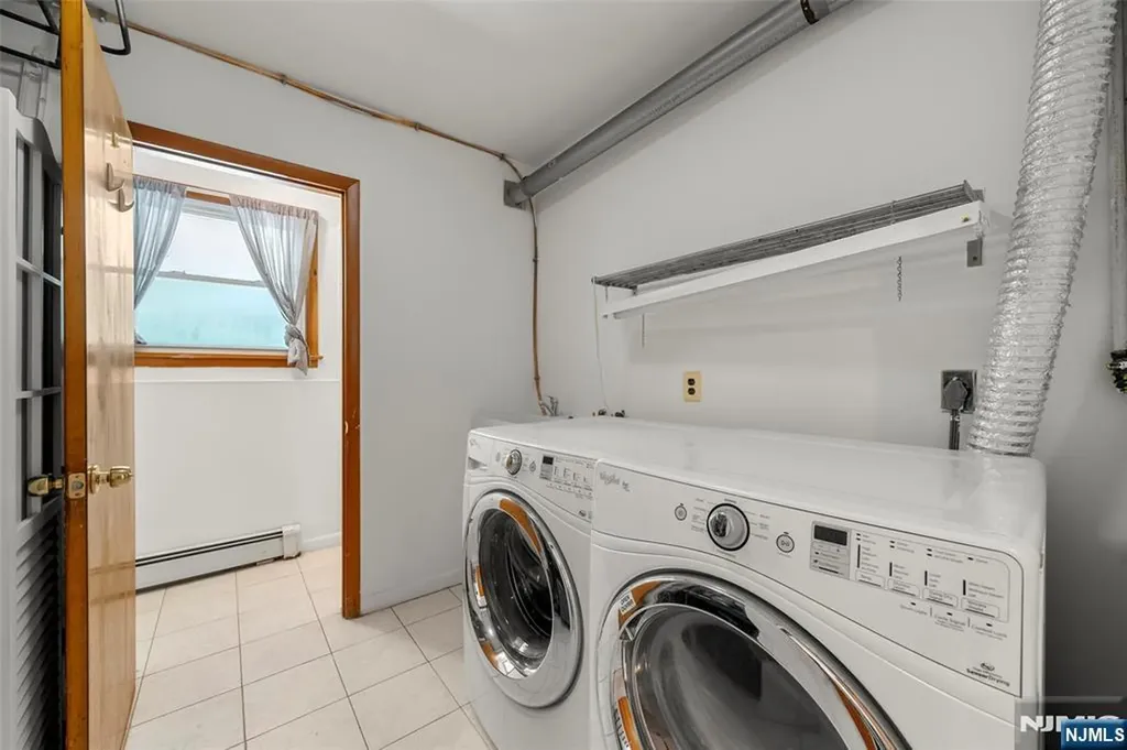 356 Allendale Avenue Allendale NJ 07401