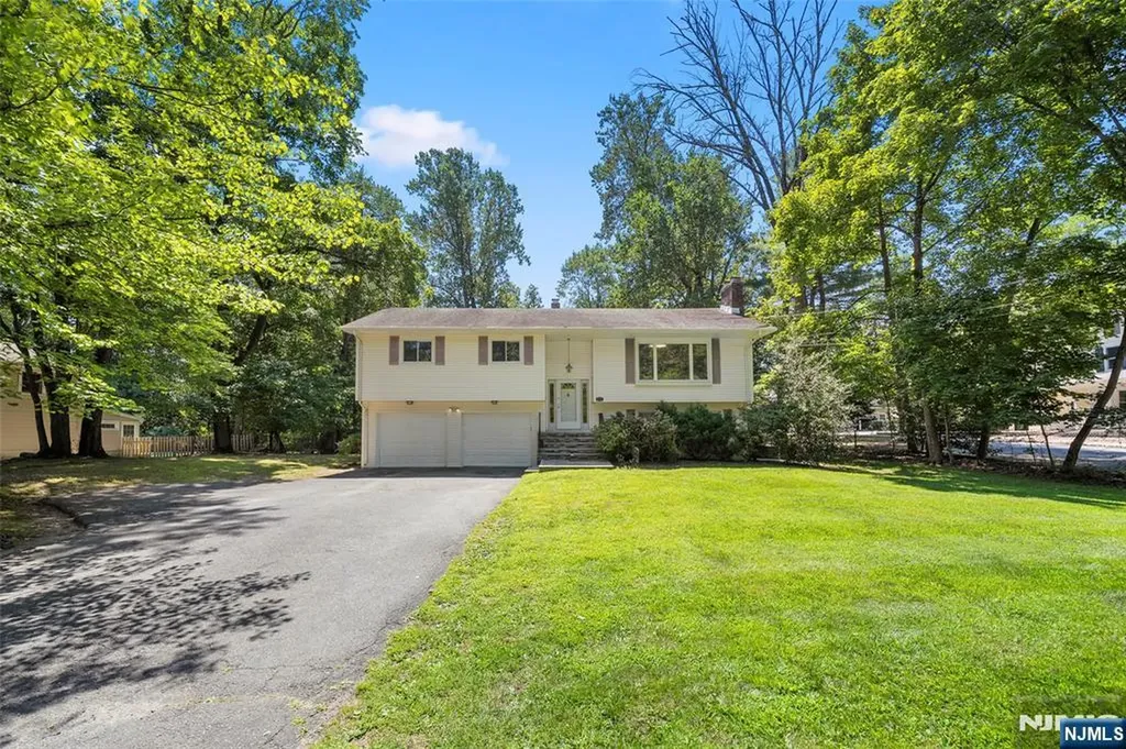 356 Allendale Avenue Allendale NJ 07401