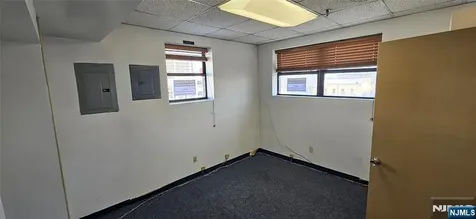 1019 Broad Street Newark NJ 07102