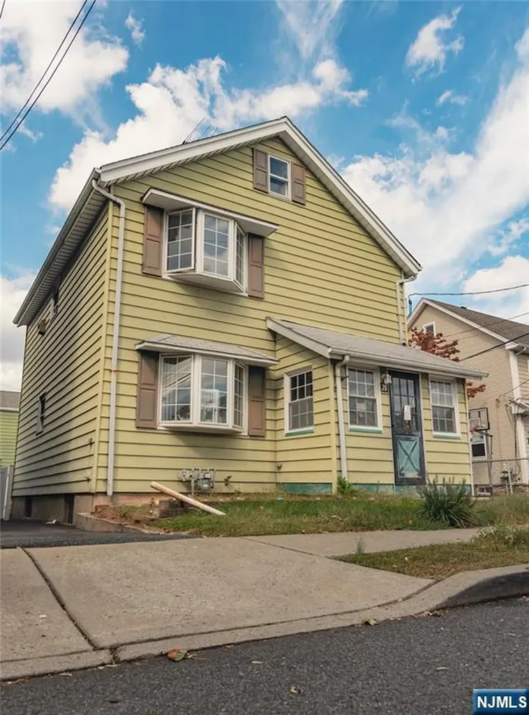 26 Major Street Clifton NJ 07013