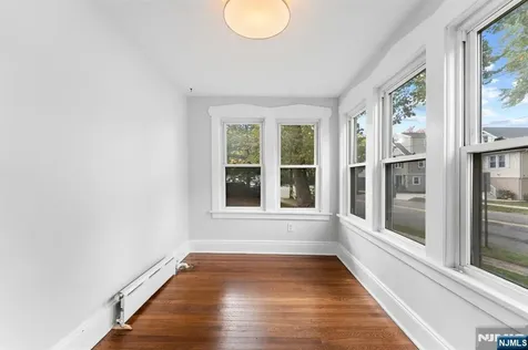 177 Pierrepont Avenue Rutherford NJ 07070