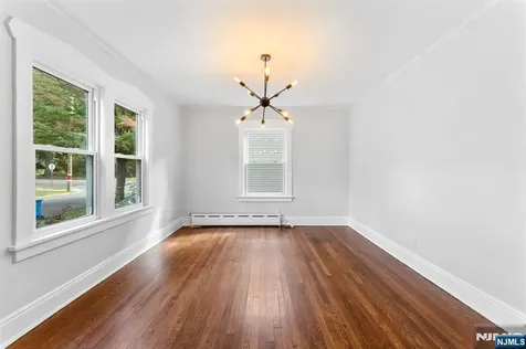 177 Pierrepont Avenue Rutherford NJ 07070