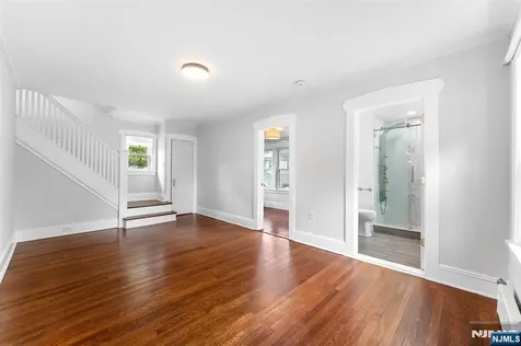 177 Pierrepont Avenue Rutherford NJ 07070