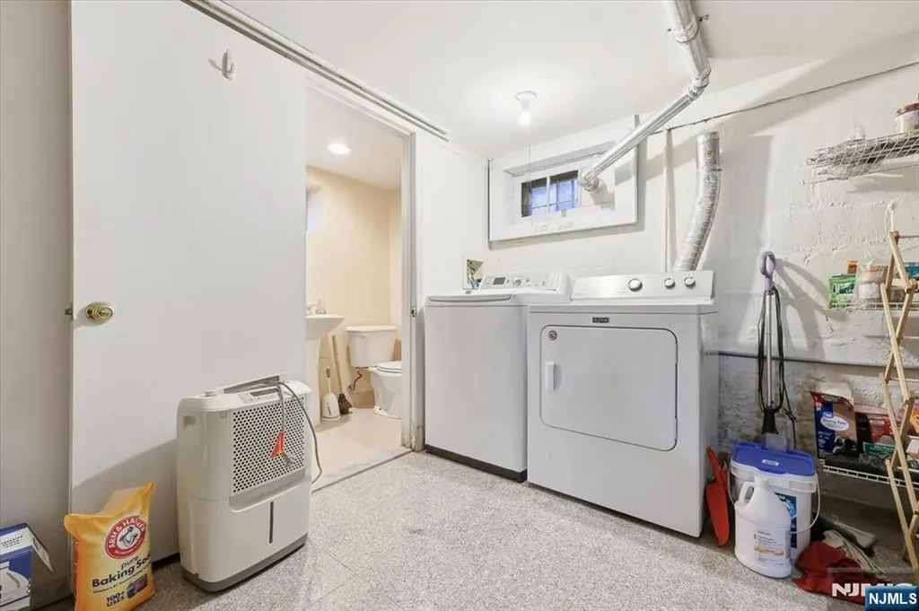 118 Avenue B Bayonne NJ 07002