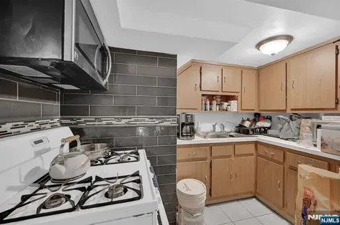 126 Macarthur Avenue Garfield NJ 07026