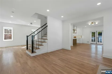264 Merrison Street Teaneck NJ 07666