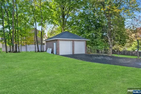 264 Merrison Street Teaneck NJ 07666