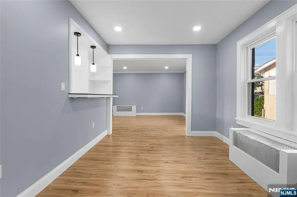 16 Palisade Avenue Bergenfield NJ 07621