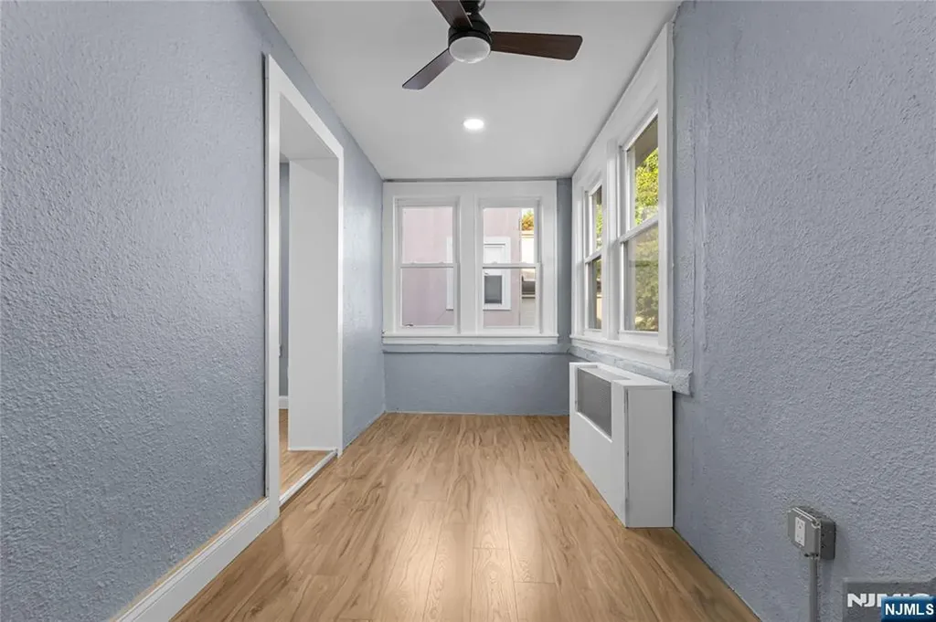 16 Palisade Avenue Bergenfield NJ 07621