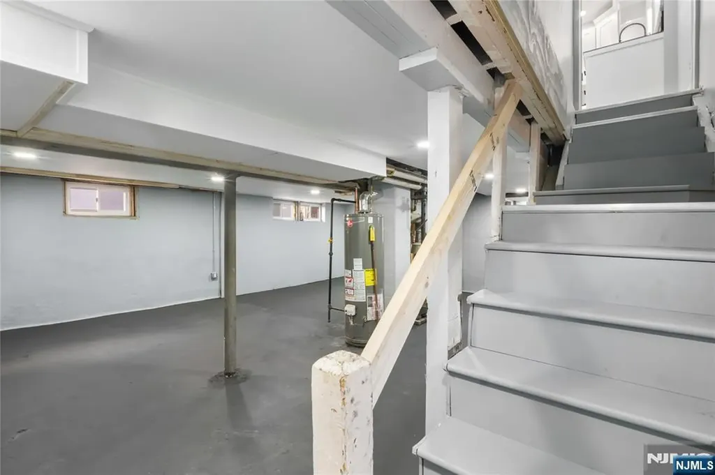 16 Palisade Avenue Bergenfield NJ 07621