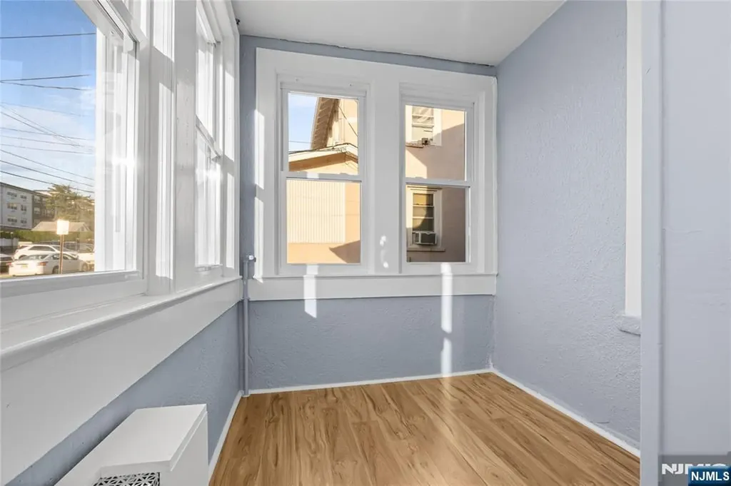 16 Palisade Avenue Bergenfield NJ 07621