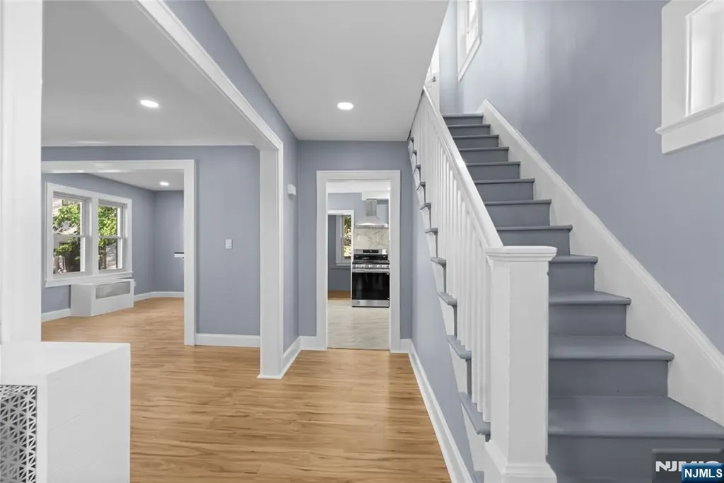 16 Palisade Avenue Bergenfield NJ 07621