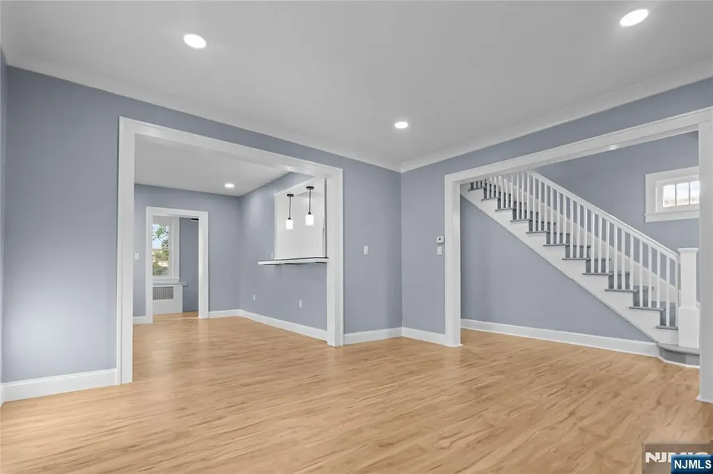 16 Palisade Avenue Bergenfield NJ 07621