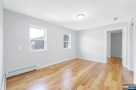 161 18th Street Union City NJ 07087