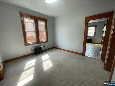 390 Delano Place Fairview NJ 07022