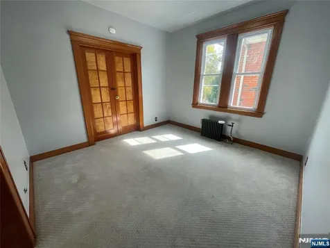 390 Delano Place Fairview NJ 07022