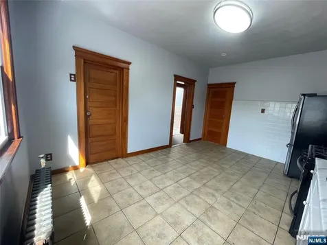 390 Delano Place Fairview NJ 07022