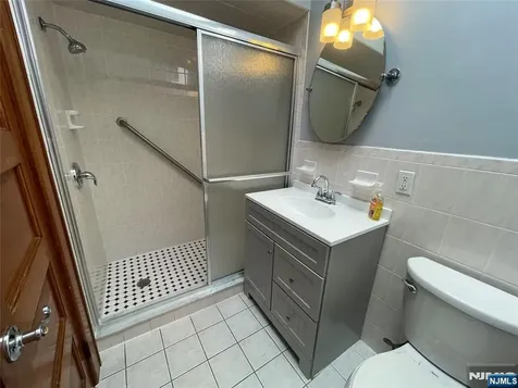 390 Delano Place Fairview NJ 07022