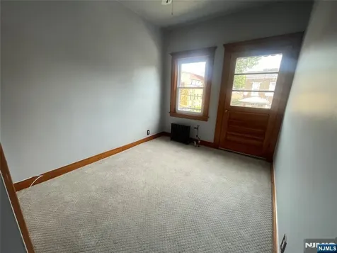 390 Delano Place Fairview NJ 07022