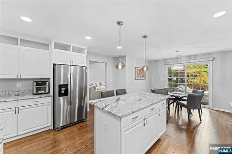 4 Mcmanus Court West Orange NJ 07052