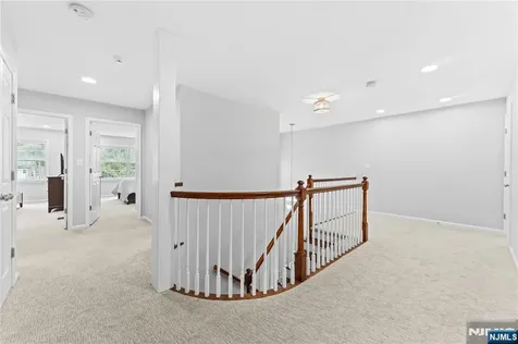 4 Mcmanus Court West Orange NJ 07052