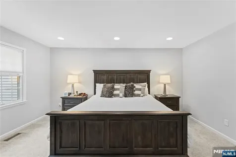 4 Mcmanus Court West Orange NJ 07052