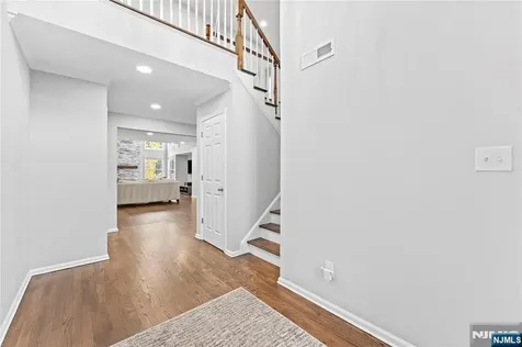 4 Mcmanus Court West Orange NJ 07052