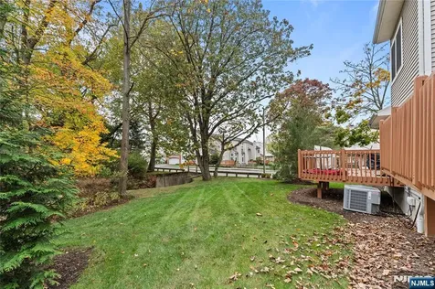 4 Mcmanus Court West Orange NJ 07052